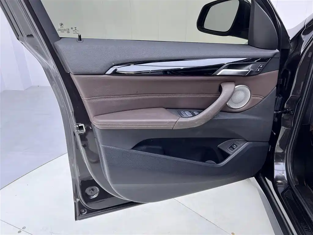 BMW X1 2023 — фото 17