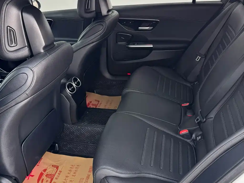 Mercedes-Benz C-Class 2022