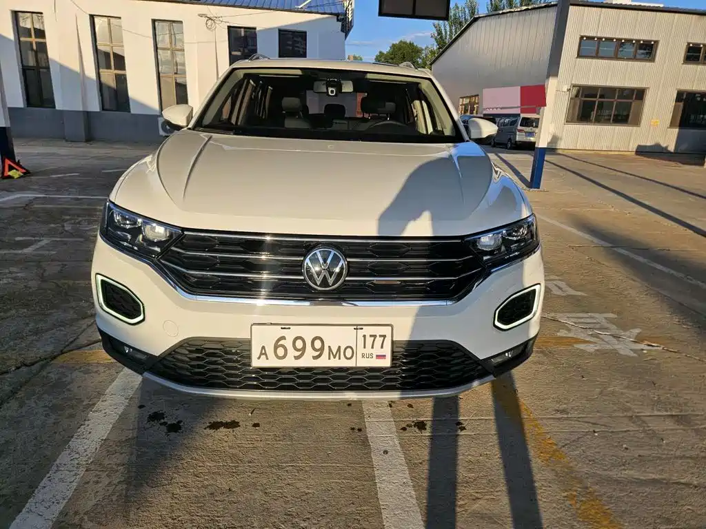 Volkswagen T-Roc 2023