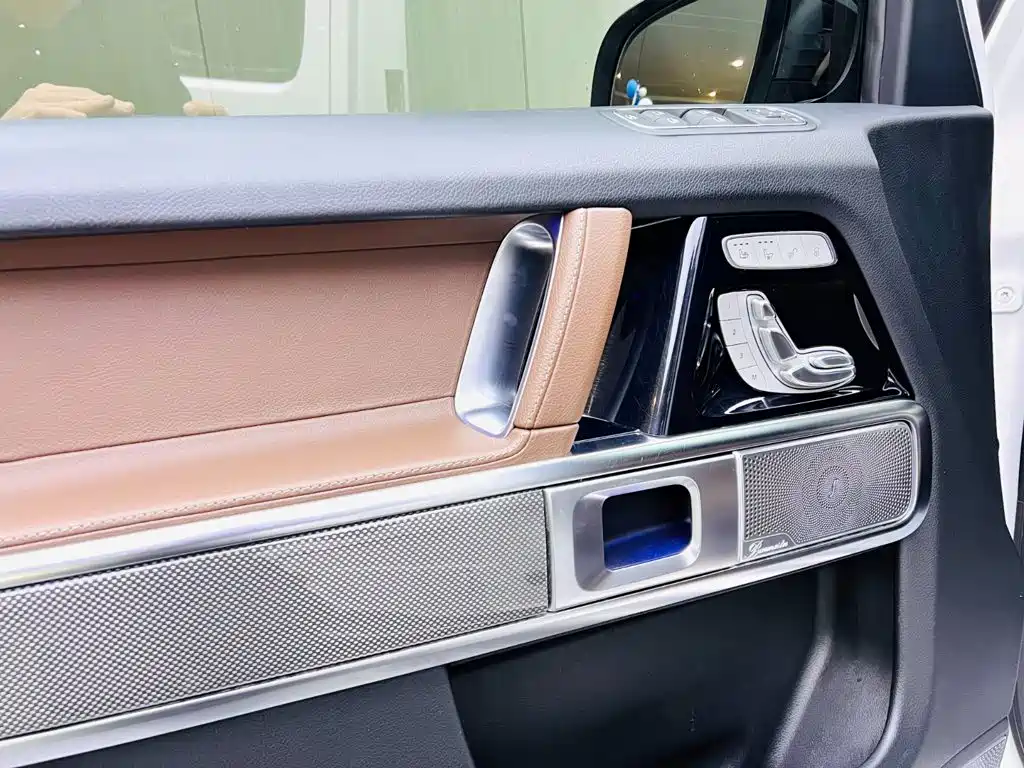 Mercedes-Benz G-Class 2020 — фото 11