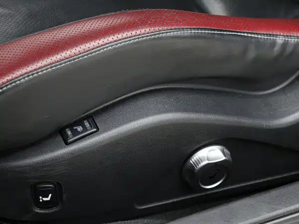 Nissan GT-R 2015