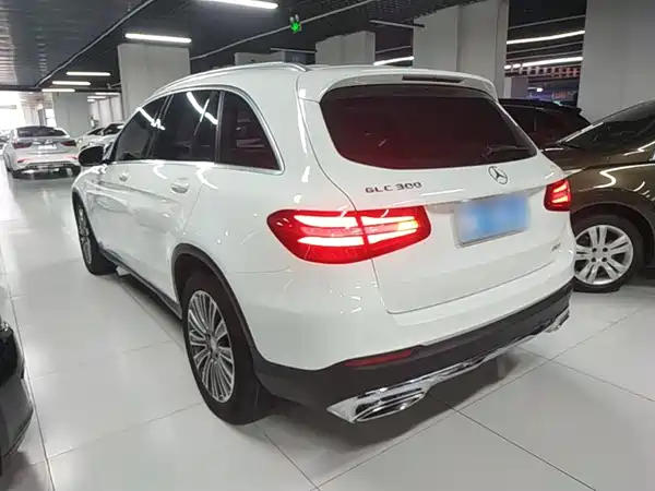 Mercedes-Benz GLC 2016