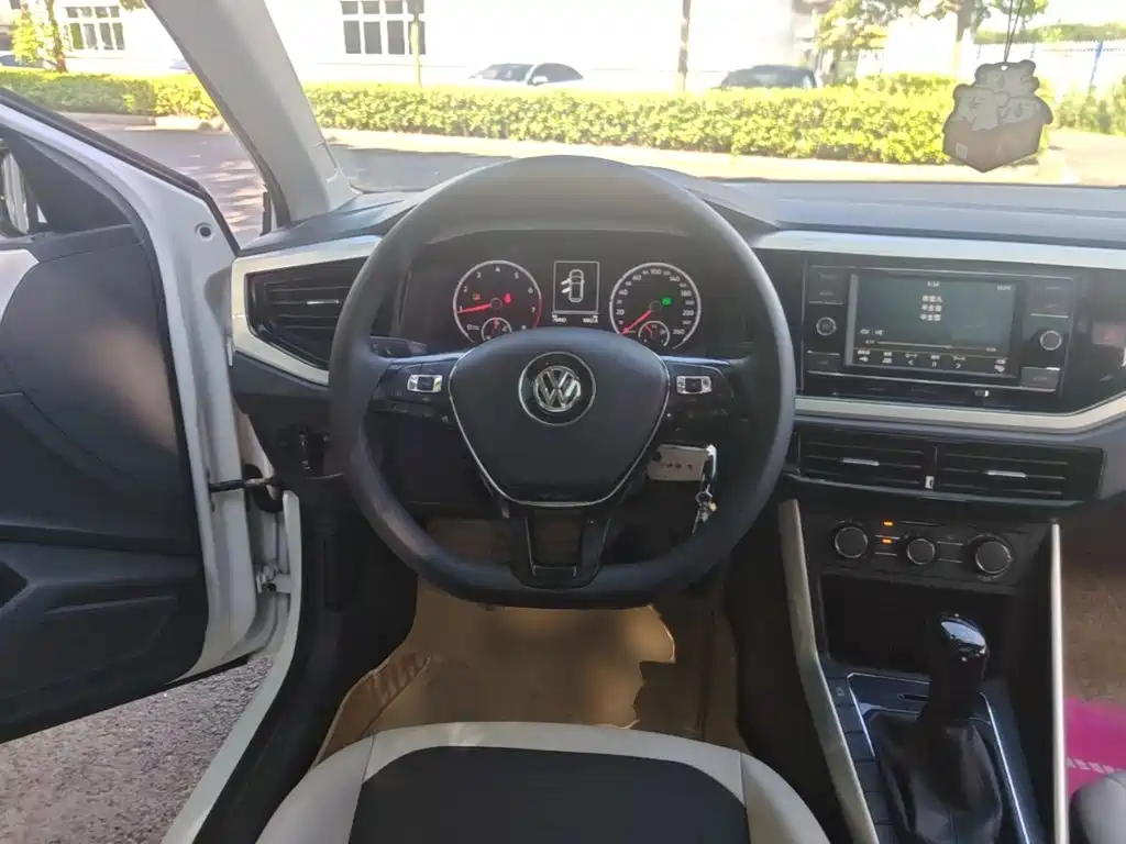 Volkswagen Polo 2019 — фото 11