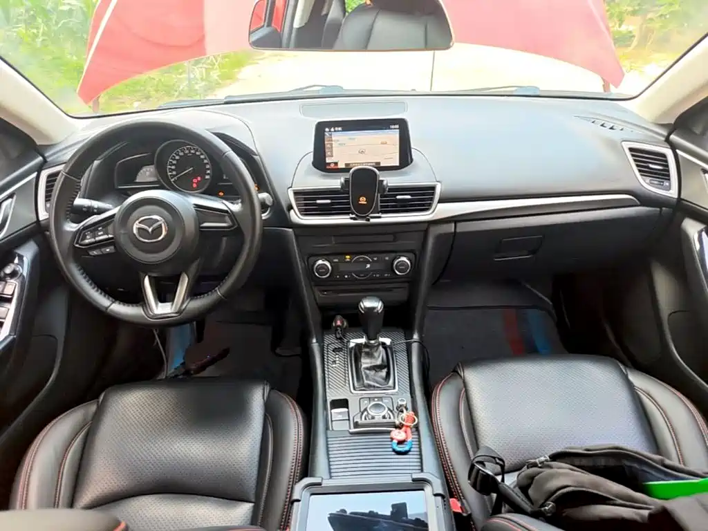 Mazda 3 Angkesela 2017 — фото 10