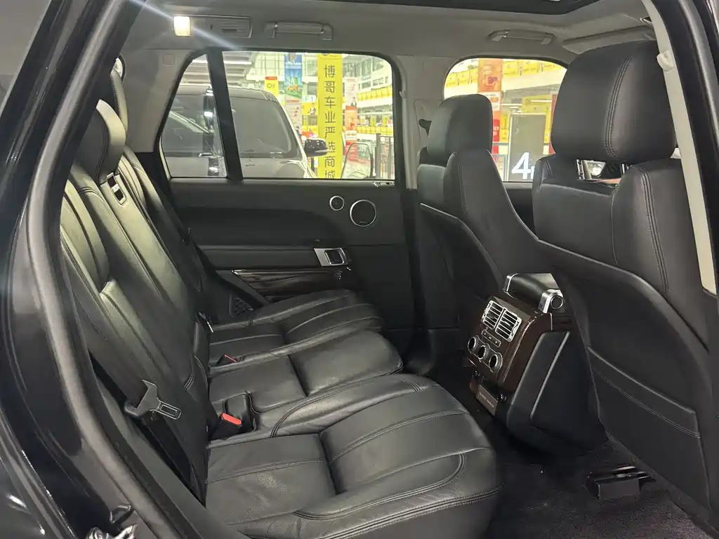 Land Rover Range Rover 2017 — фото 13