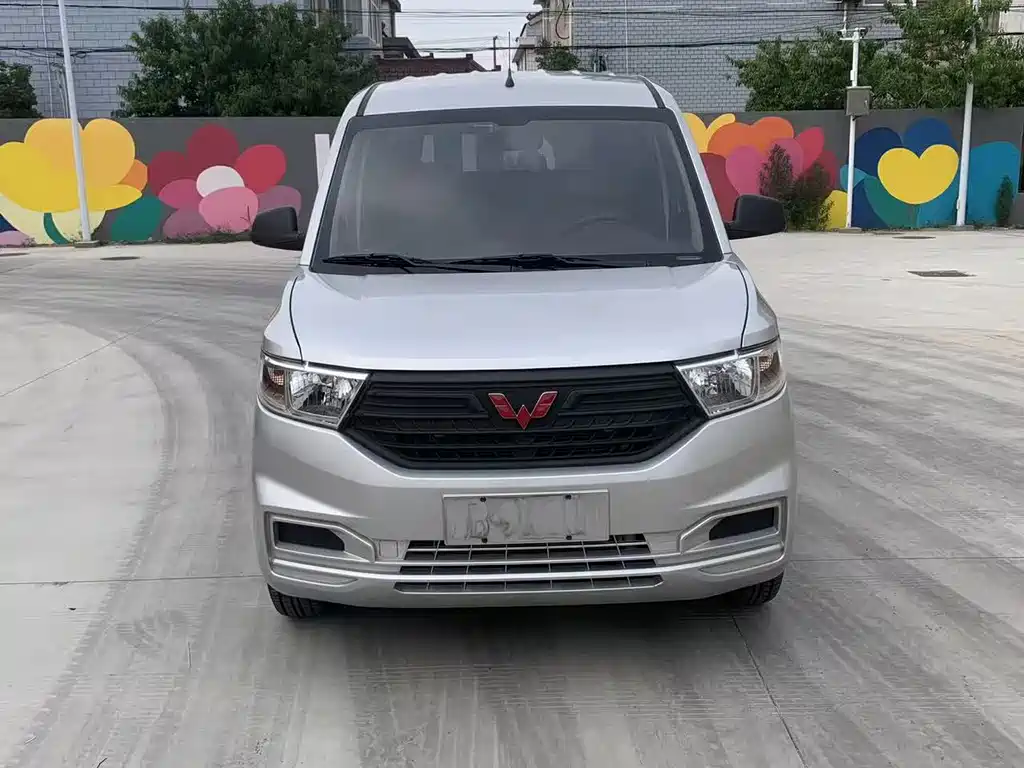 Wuling Hongguang V 2023 — фото 2