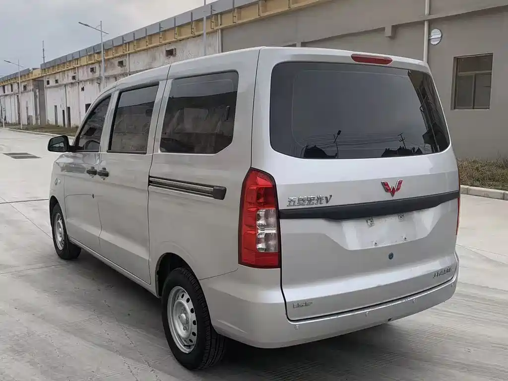 Wuling Hongguang V 2023 — фото 9
