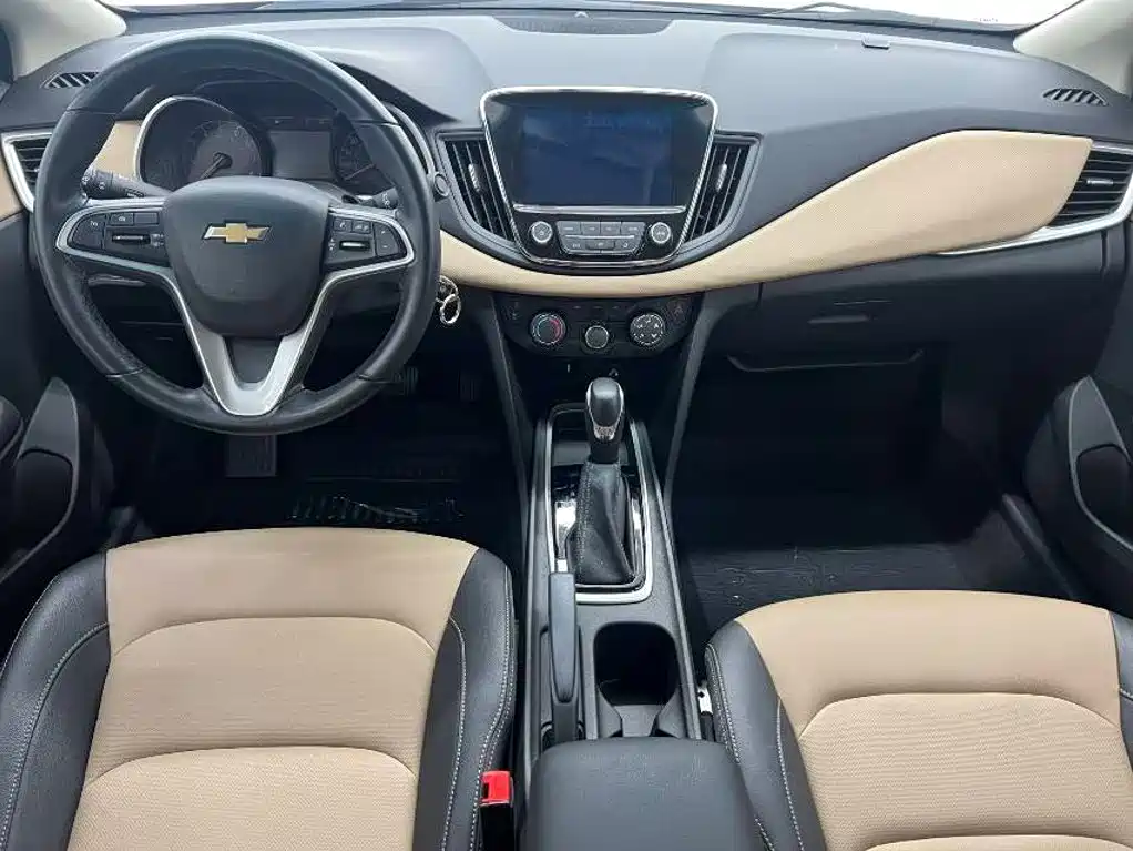 Chevrolet Cruze 2022 — фото 15