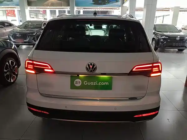 Volkswagen Tharu 2019