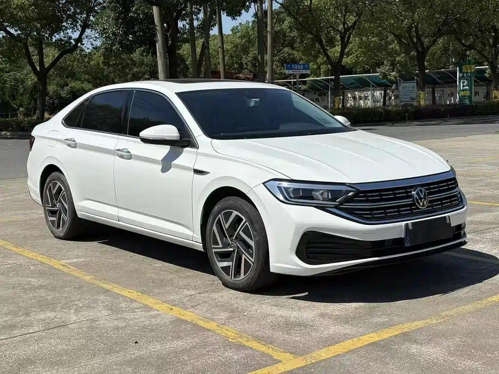 Volkswagen Sagitar 2023