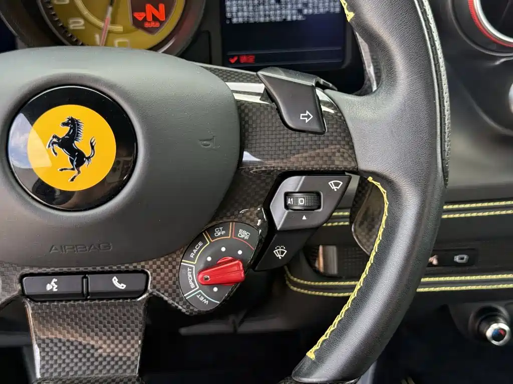 Ferrari F8 2023 — фото 27