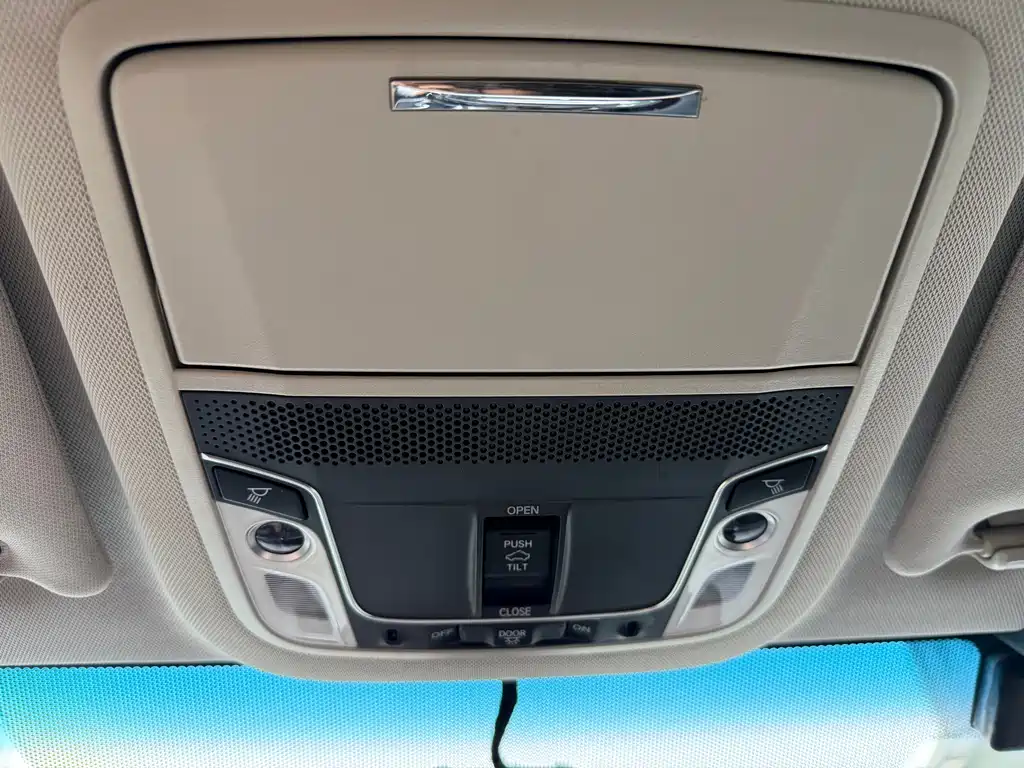 Honda Accord 2022 — фото 20