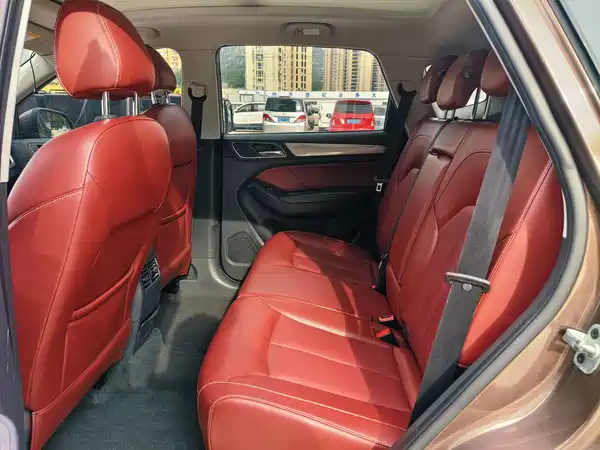 Roewe RX5 2016