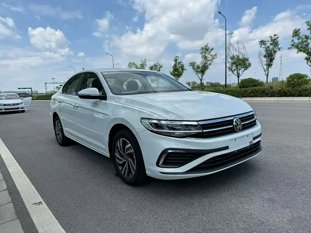 Volkswagen Bora 2025
