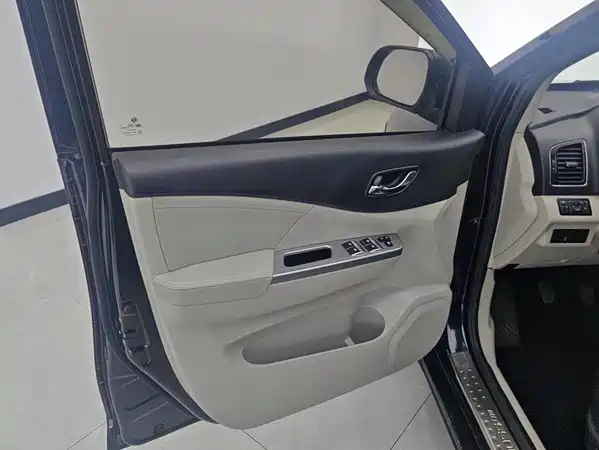 Dongfeng Fengxing S500 2017