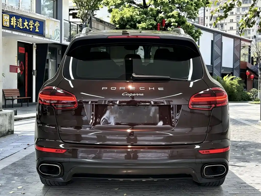 Porsche Cayenne 2015 — фото 8