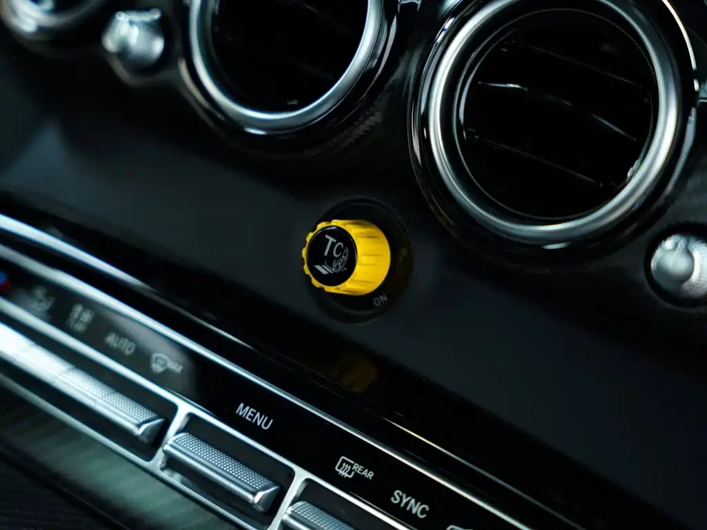 Mercedes-Benz AMG GT 2018 — фото 37