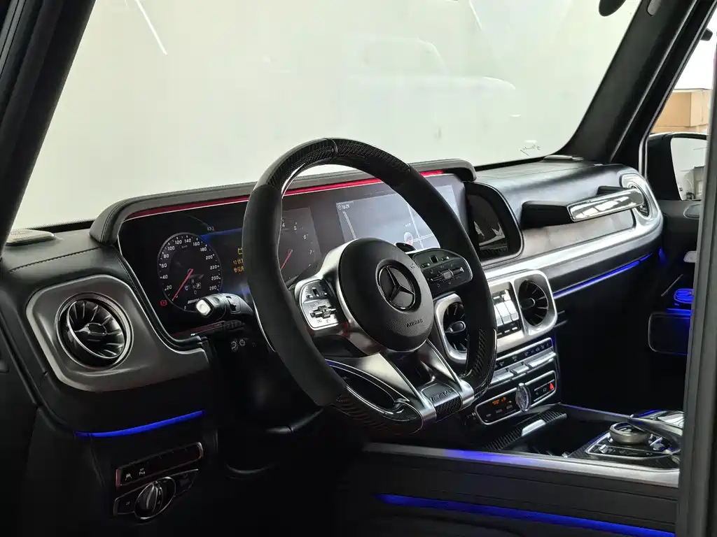 Mercedes-Benz G-Class AMG 2023 — фото 9
