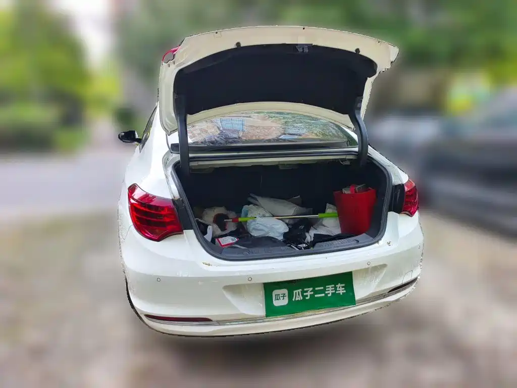 GAC Trumpchi GA6 2018 — фото 10