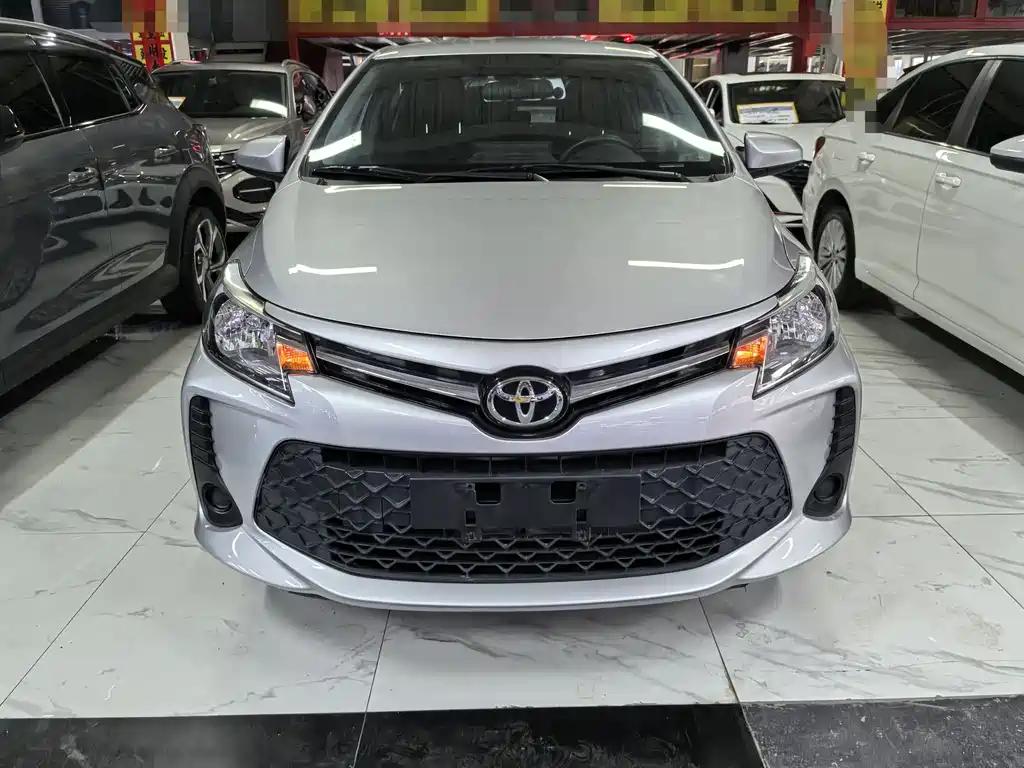 Toyota Vios FS 2022