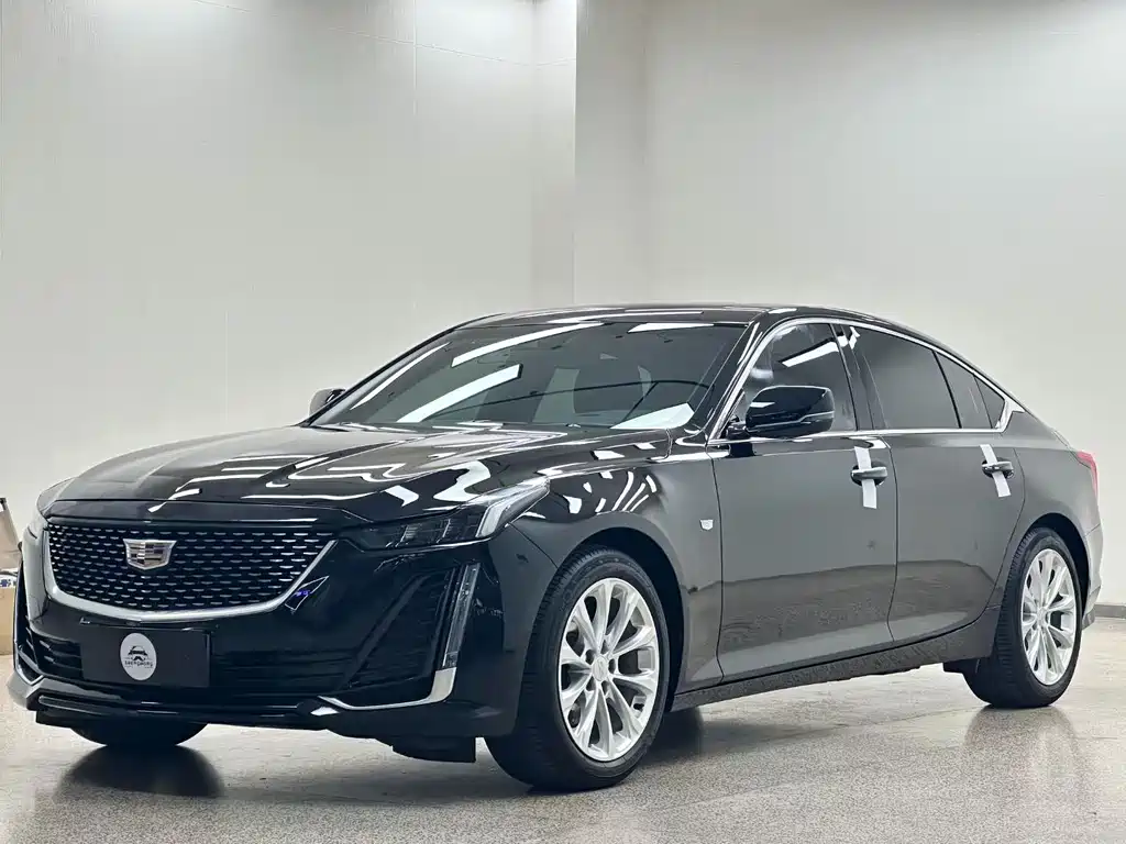 Cadillac CT5 2023 — фото 1