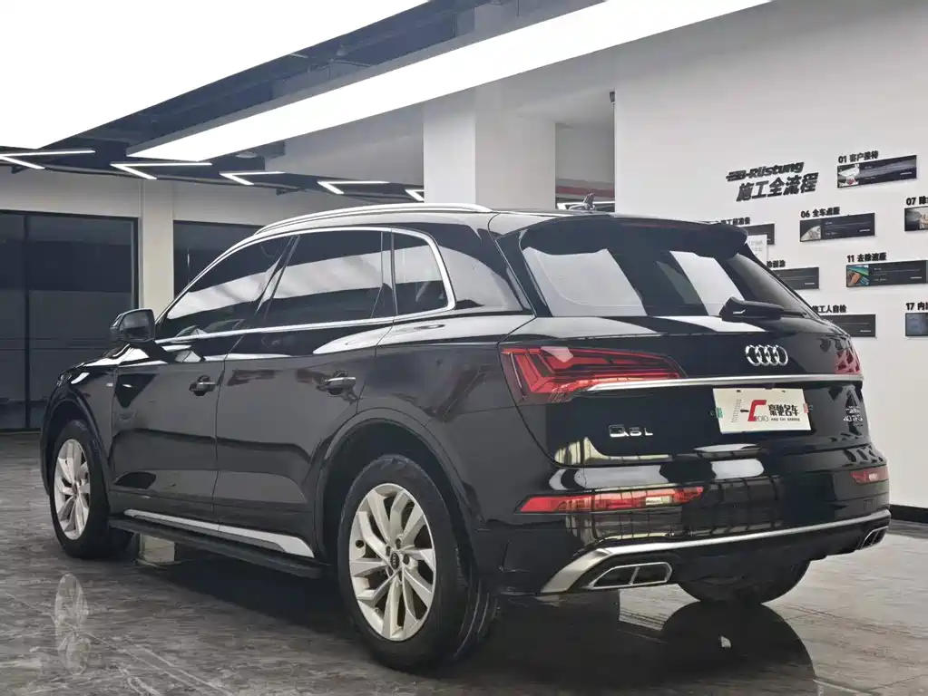 Audi Q5L 2022 — фото 9