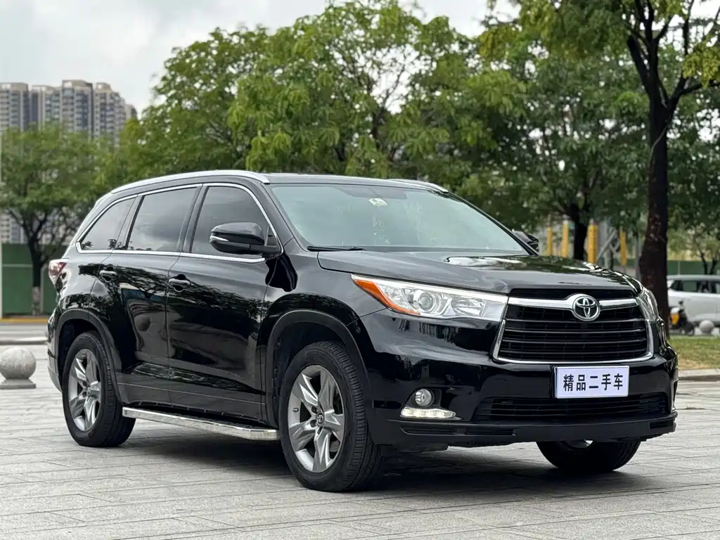 Toyota Highlander 2017 — фото 3