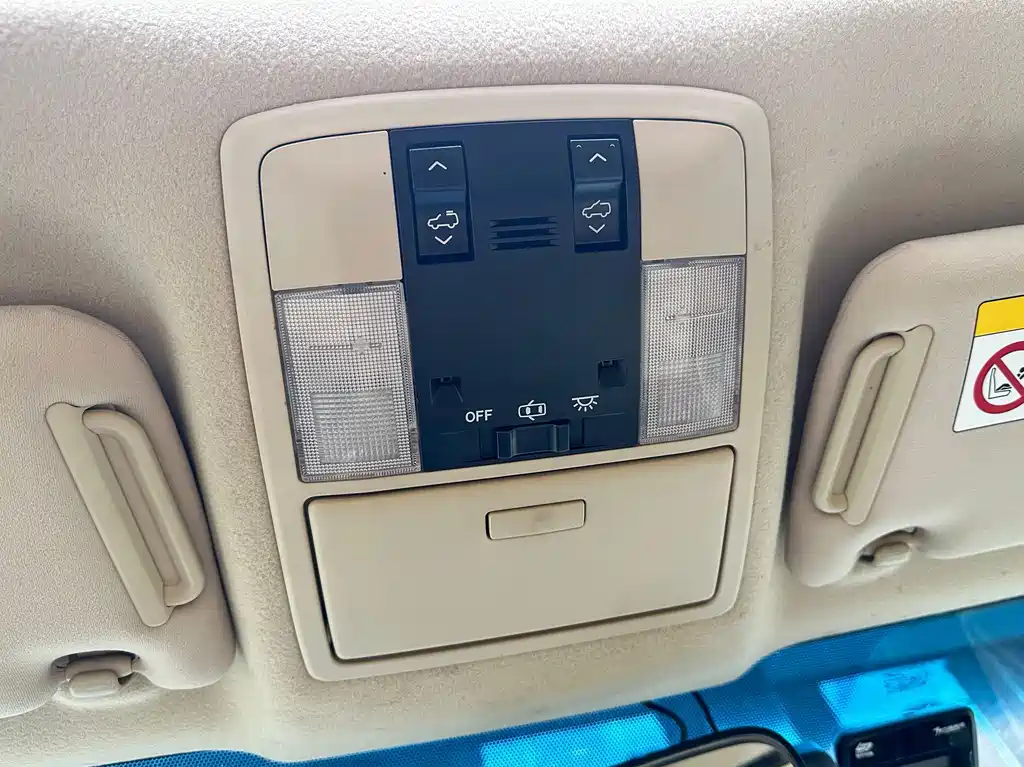 Toyota Prado 2017 — фото 21