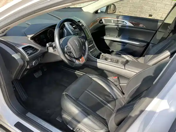 Lincoln MKZ 2014