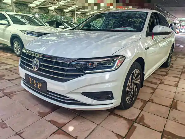 Volkswagen Sagitar 2022
