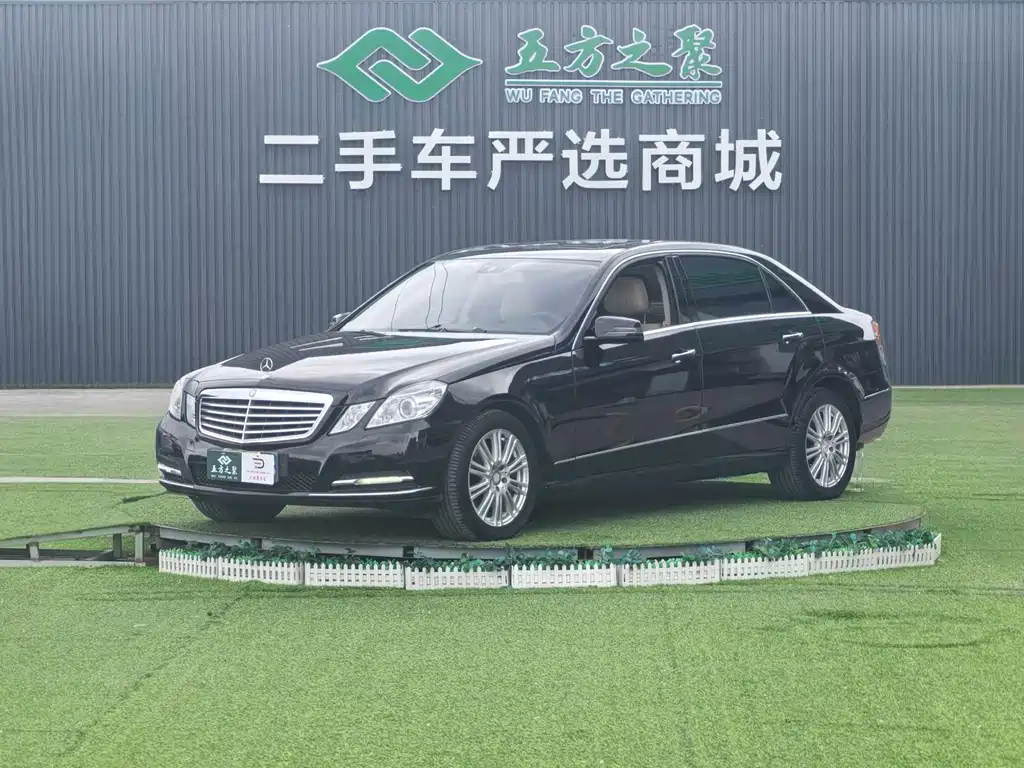 Mercedes-Benz E-Class 2011
