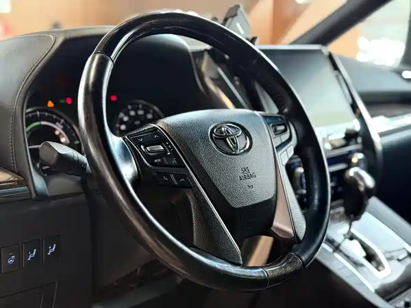 Toyota Vellfire 2021