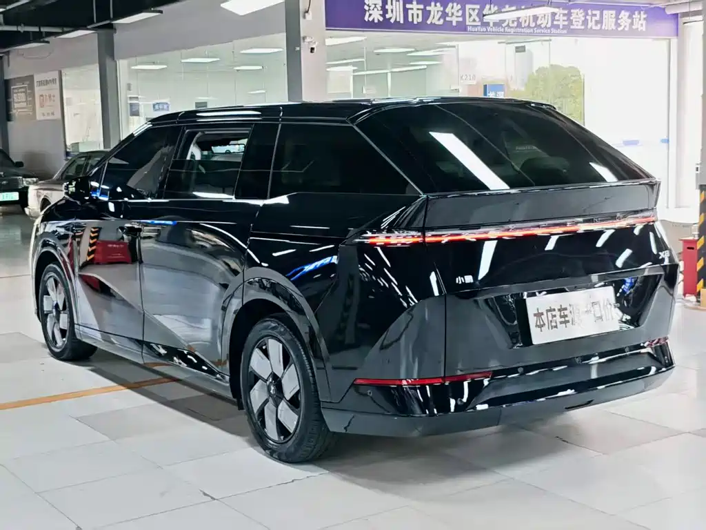 XPeng X9 2024 — фото 18