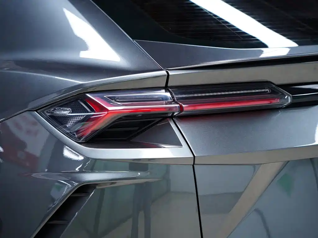 Lamborghini Urus 2019 — фото 4