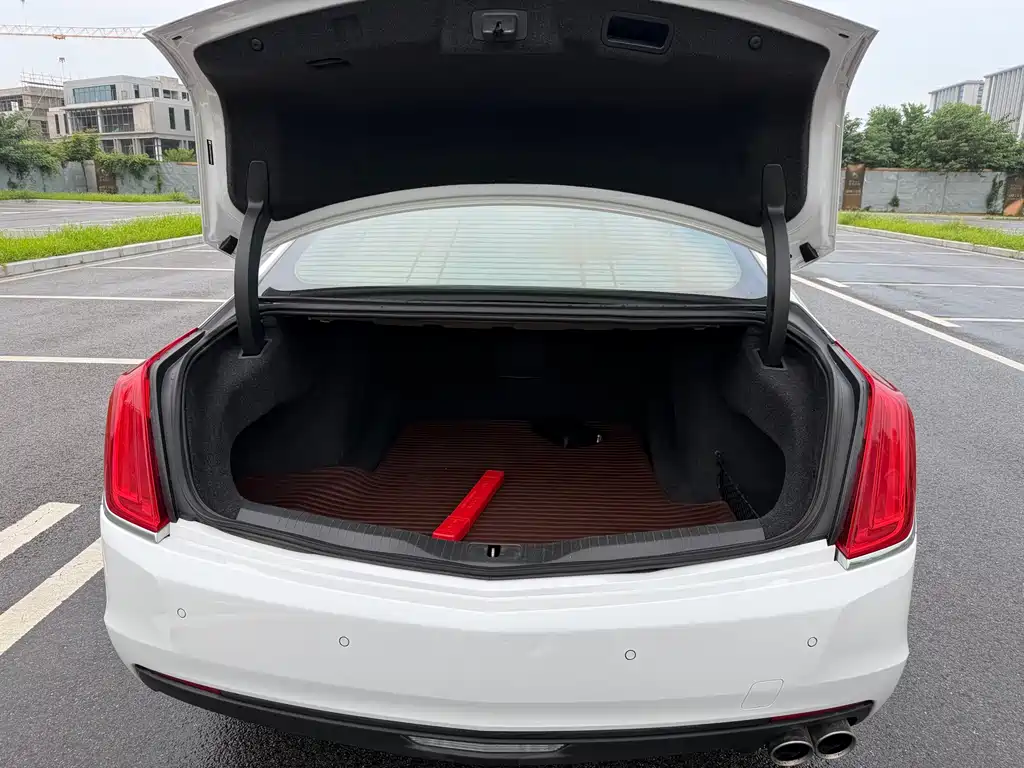 Cadillac CT6 2017 — фото 23