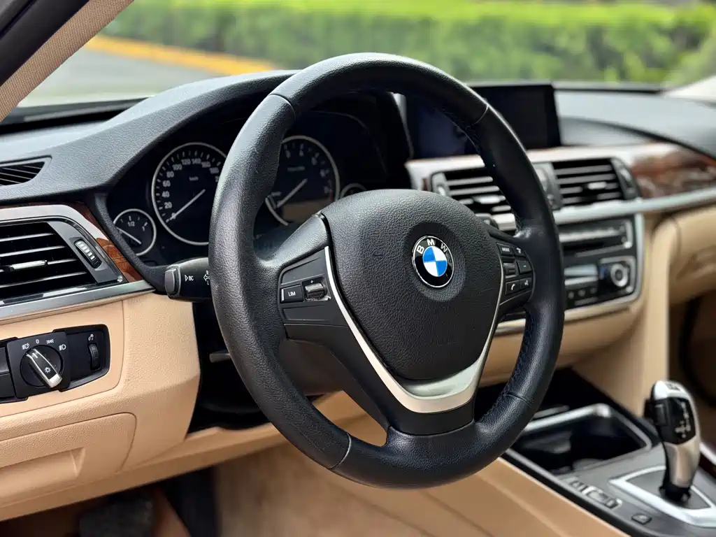 BMW 3 Series 2013