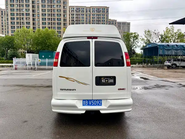 GMC SAVANA 2010