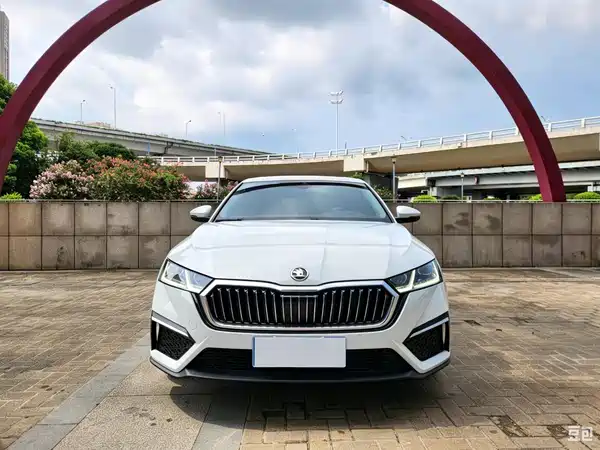 Skoda Octavia 2023