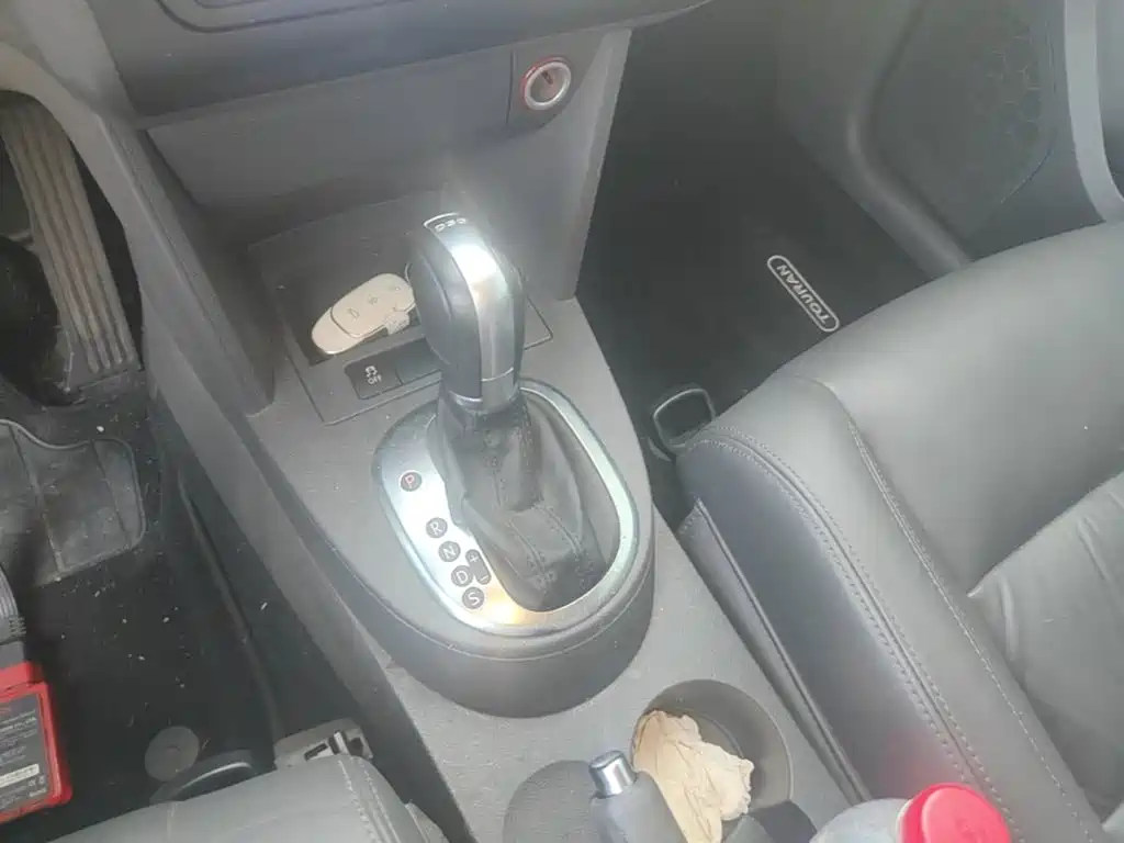 Volkswagen Touran 2015 — фото 14