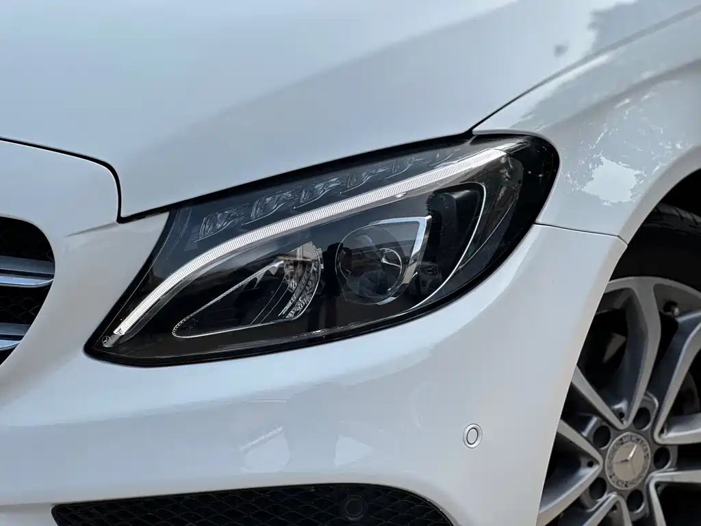 Mercedes-Benz C-Class 2015 — фото 30