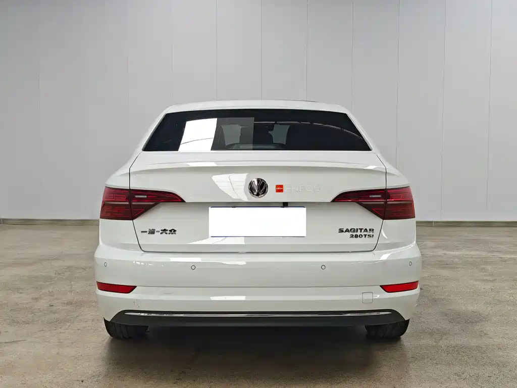 Volkswagen Sagitar 2020
