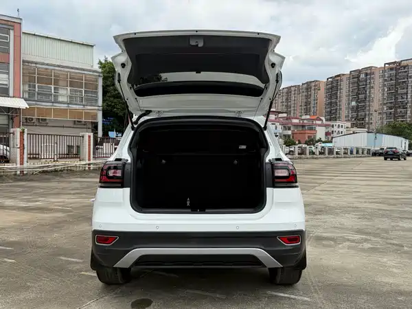 Volkswagen Tacqua 2022