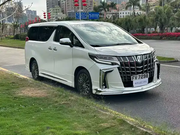 Toyota Alphard 2018