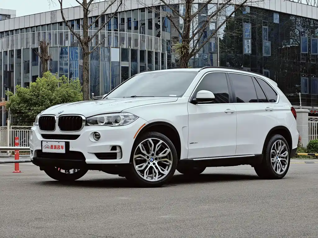 BMW X5 2015 — фото 1