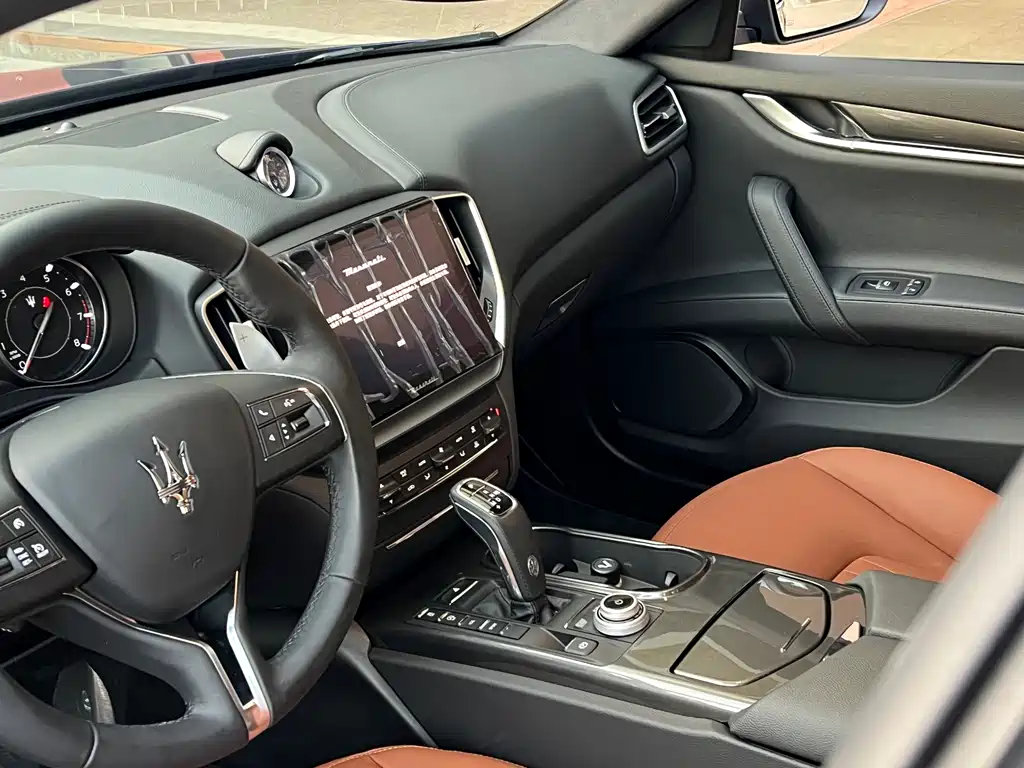 Maserati Ghibli 2026 — фото 12