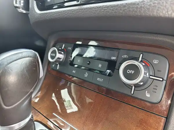 Volkswagen Touareg 2015