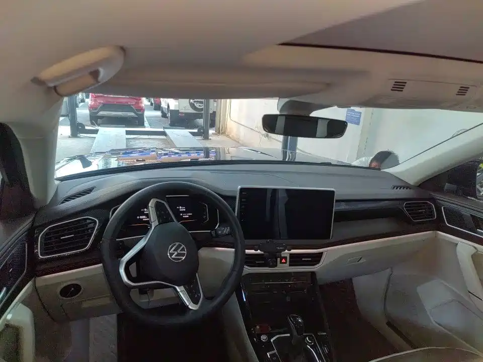 Volkswagen Tayron 2023