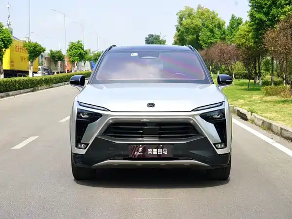 NIO ES8 2020