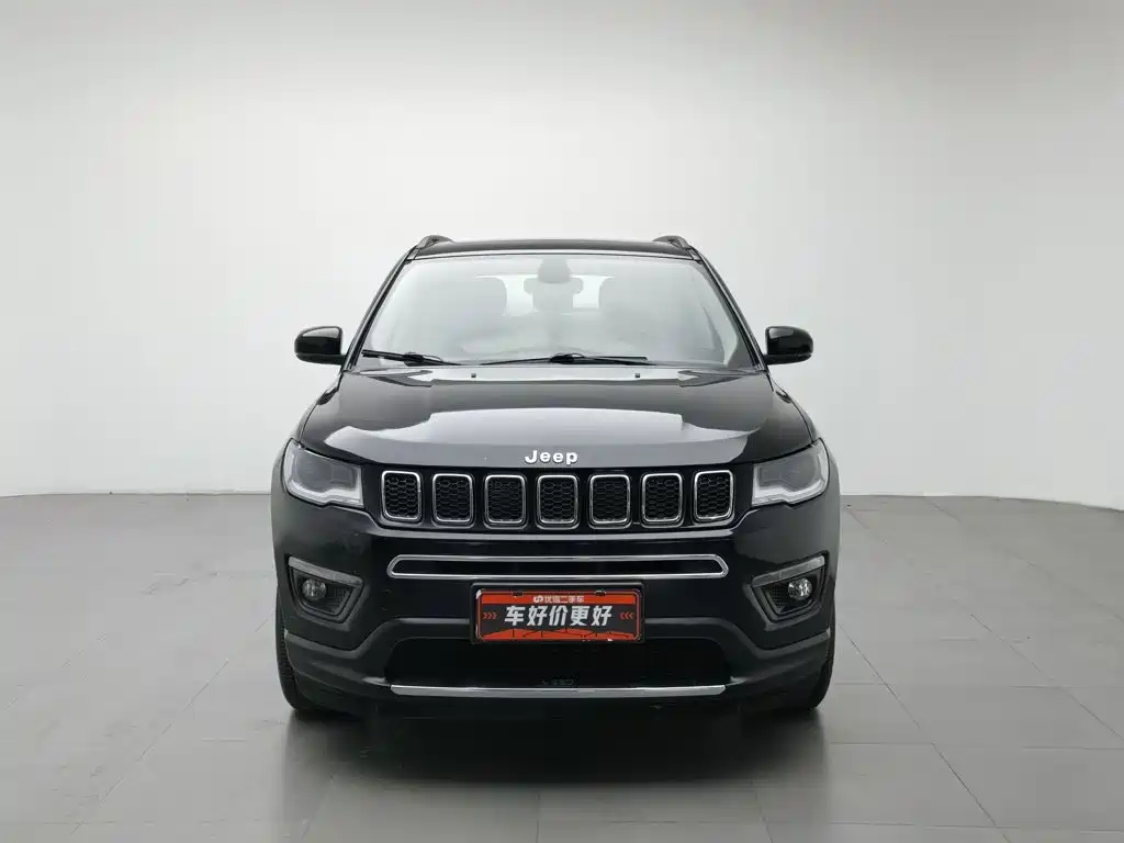 Jeep Compass 2018 — фото 3