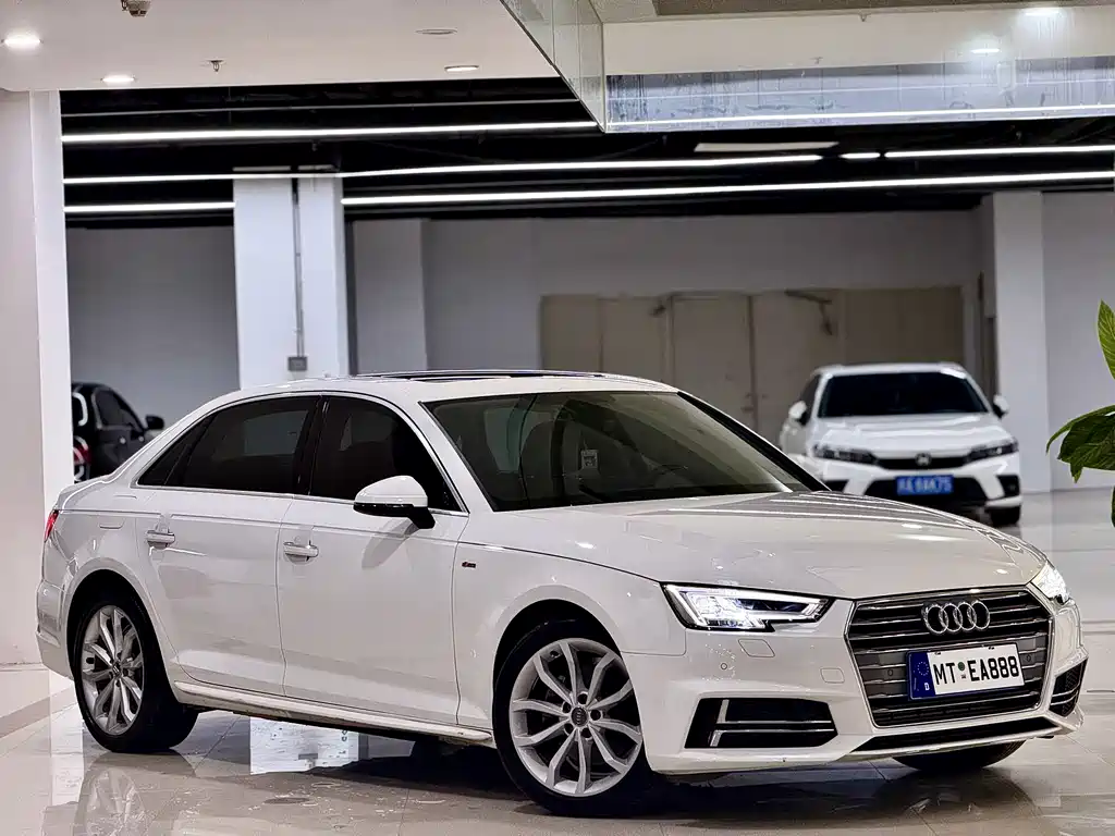 Audi A4L 2018 — фото 3
